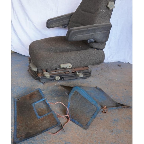 153 - Ford suspension seat and side panels