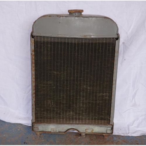 173 - Ferguson radiator