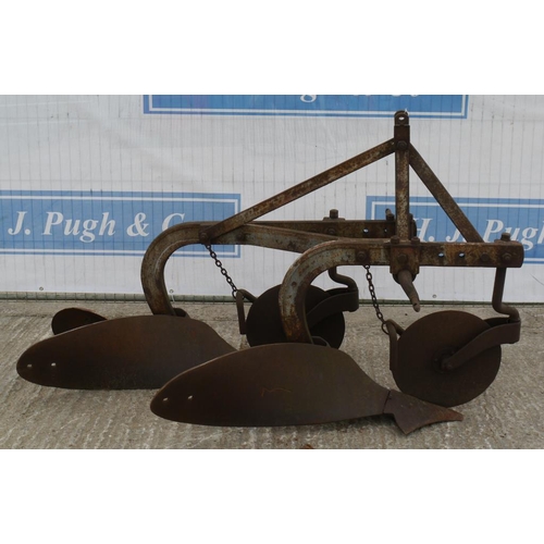 260 - Ferguson 2 furrow plough. No.041013