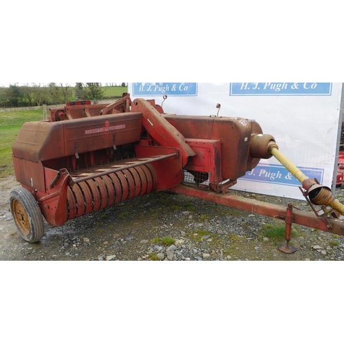 271 - Massey Ferguson 20-8 baler. SN. 88581