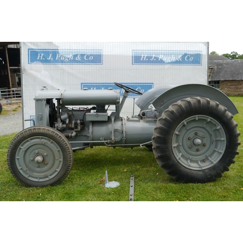 380 - Ferguson Brown tractor. Type A. SN.909. Early restoration with top link and pulley