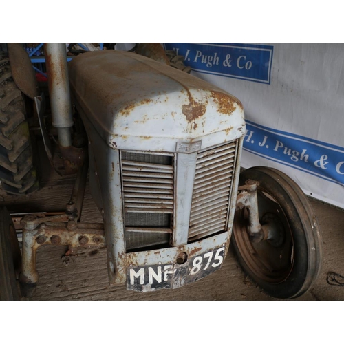 390 - Ferguson TEF diesel tractor, with Fuller drawbar. Barn find. 1953. SN. TEF 325093 Reg. MNP 875