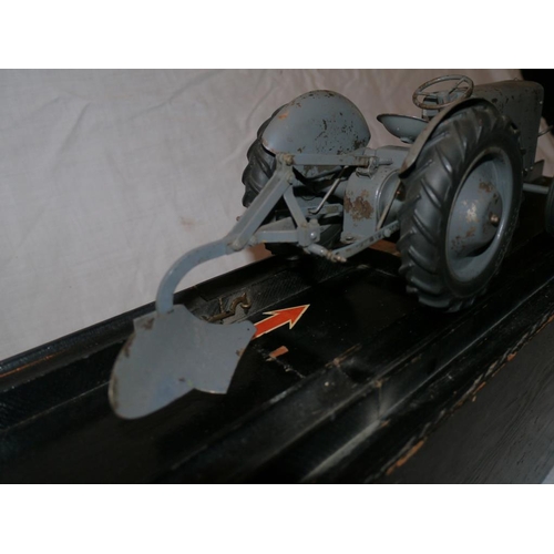 554 - The Ferguson demonstration model in wooden box with 2 ploughs. Very rare and original.