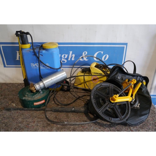 194 - Knapsack sprayer, Karcher pressure washer, measuring wheel