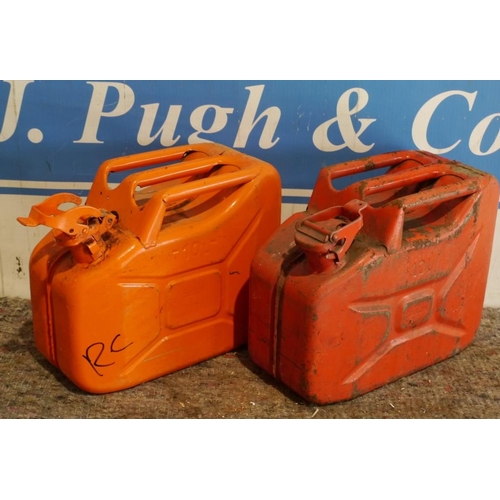 267 - 2 Metal 10L jerry cans