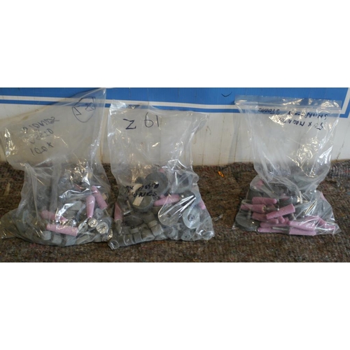 442 - 3 Bags of assorted grinding stones +VAT