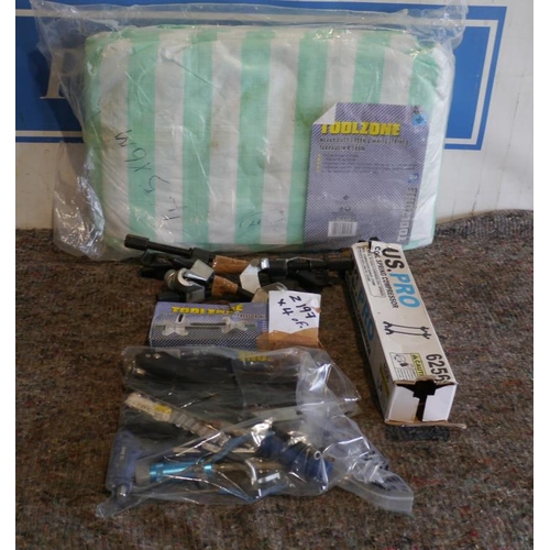 451 - Tarpaulin, 4 spring compressor sets and bag of mixed tools +VAT