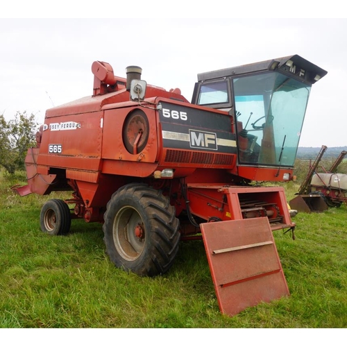 149 - Massey Ferguson 565 combine. 13ft header, dividers.runs and drives, Reg. HRP 996Y+VAT