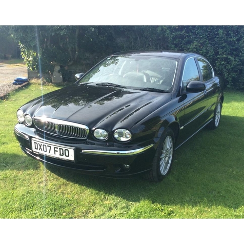 402 - Jaguar X type 4dr saloon. 2007. 2.0 diesel. 57,000miles. MOT Jan 2021. Reg. DX07 FDO. V5