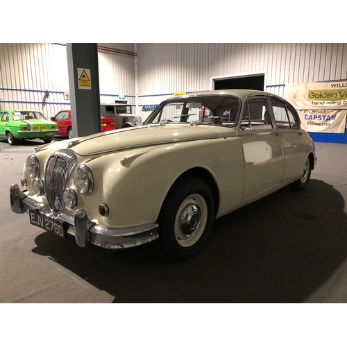 430 - Daimler V8 250 saloon. 1966. 2548cc. Chassis No. 1A10593BW. Engine no. 7A11234. This vehicle was pur... 