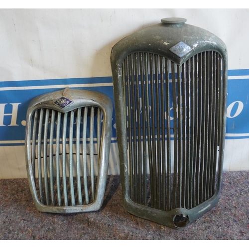 124 - 2 Riley radiator grills RMA 1.5