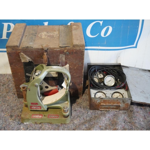 244 - Old Churchill brake efficiency recorded and box of hydraulic pressure gauges