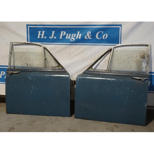 354 - Jaguar MkII /Daimler V8 250 pair of front doors including frames and glass