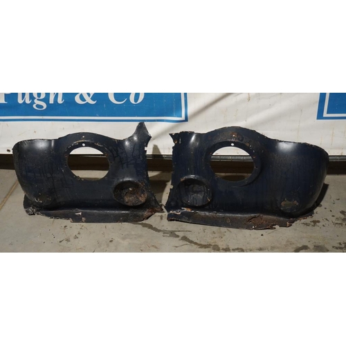 361 - Pair of salvaged Jaguar MkII/Daimler V8 250 front wing nose repair sections