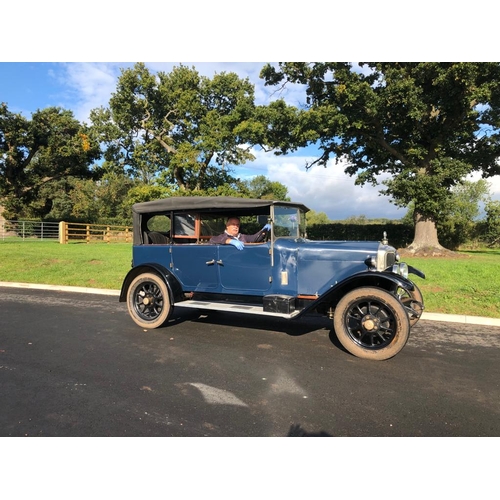 414 - Riley 4dr Deluxe Tourer. 1925. 4/5 seats. Very original. Drove to saleroom. 1645cc. 4 Gears, 19