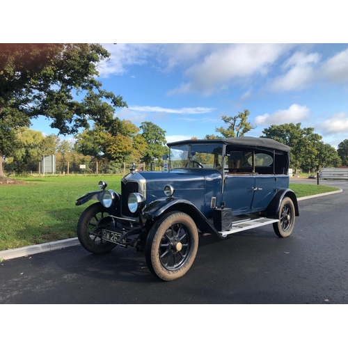 414 - Riley 4dr Deluxe Tourer. 1925. 4/5 seats. Very original. Drove to saleroom. 1645cc. 4 Gears, 19