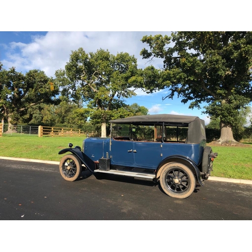 414 - Riley 4dr Deluxe Tourer. 1925. 4/5 seats. Very original. Drove to saleroom. 1645cc. 4 Gears, 19