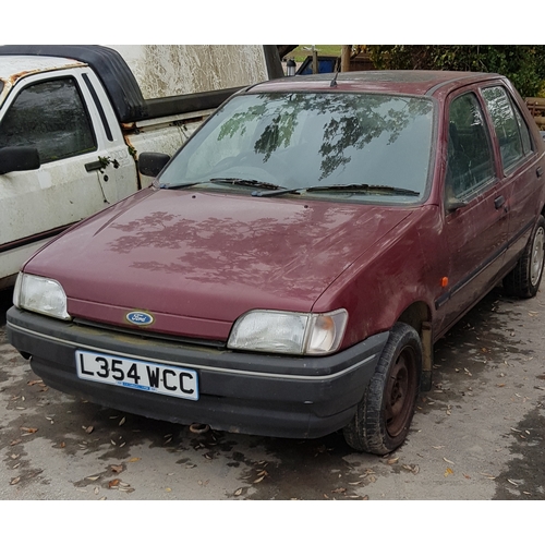 454 - Ford Fiesta LX. 1993. 
Barn find.
Reg L354WCC.