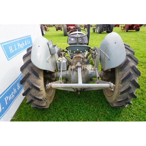 140 - Ferguson TEF diesel tractor. pick up drawbar, SN.270128