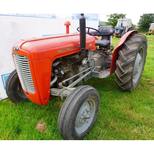 149 - Massey Ferguson 35X tractor. Early restoration. Reg. Q81 ODV  V5