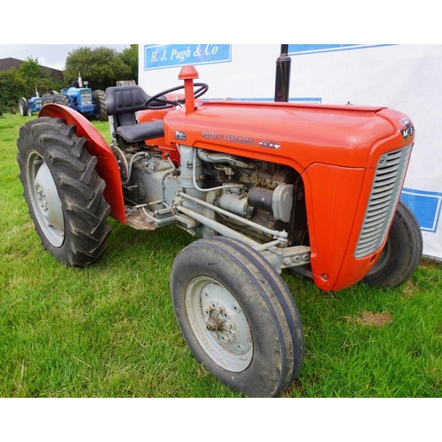 149 - Massey Ferguson 35X tractor. Early restoration. Reg. Q81 ODV  V5