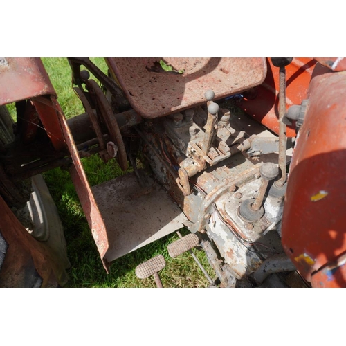 150 - Massey Ferguson 35X tractor. Unusual hydraulic levers. Reg ACR 804B. SN.JNMY371379