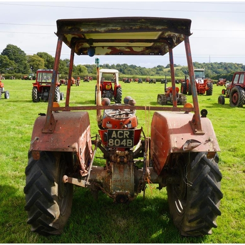 150 - Massey Ferguson 35X tractor. Unusual hydraulic levers. Reg ACR 804B. SN.JNMY371379