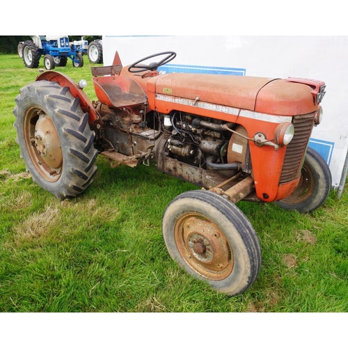 151 - Massey Ferguson 30-8 tractor. French model. showing 3889 hours. SN. 1105339