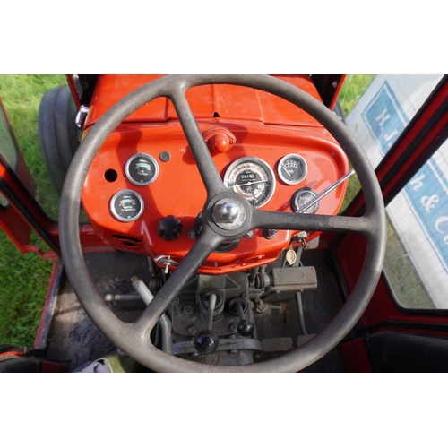 162 - Massey Ferguson 135 tractor. Duncan cab. showing only 916hrs. Supplied by Lenfield Farm Services. Re... 