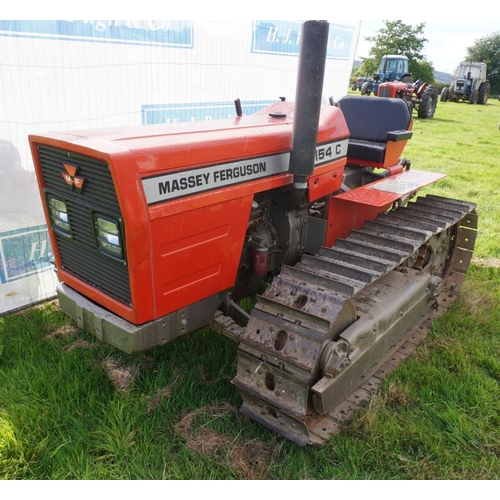 164 - Massey Ferguson 154C crawler. Very tidy. showing 1681hrs. Rear linkage, drawbar. SN. 32106336