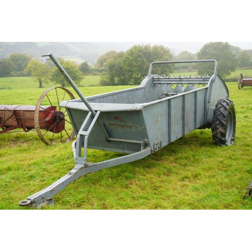 210 - Ferguson farmyard manure spreader with steel sides, early model