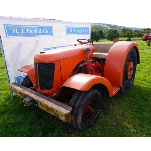 216 - David Brown Tugmaster tractor with David Brown winch, early restoration. New to Beaulieu Airport