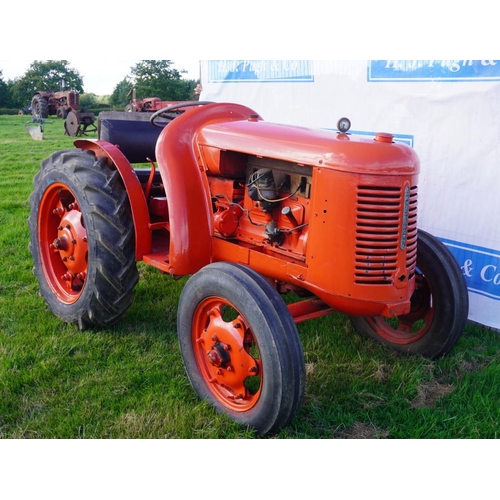 218 - David Brown VAK1A tractor. Hydraulics and PTO. SN. 8193. Reg. ESJ 412