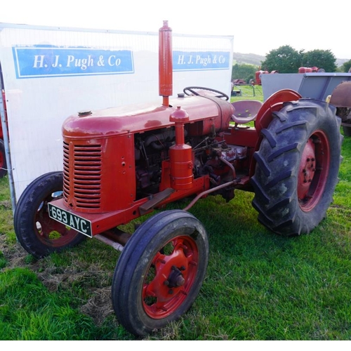 223 - David Brown 25D tractor. Part restored. showing 5746hrs. SN. PD25 22141. Reg. 693 AYC  V5