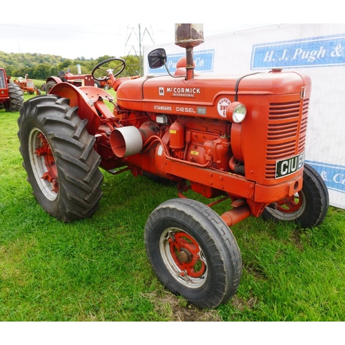 484 - International BWD6 Super tractor. Reg. CIU 64