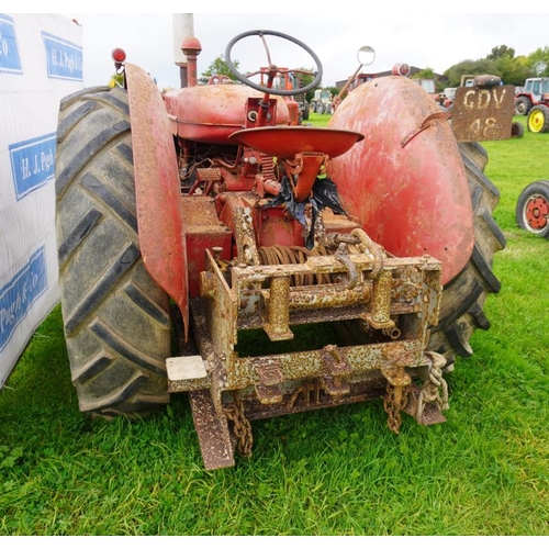 486 - International W9 tractor with winch. Reg. GDV 48 old log book