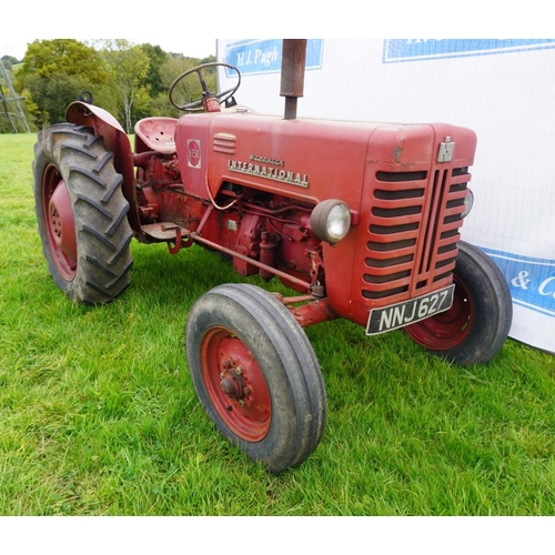 501 - International B250 tractor. SN 78908. Reg. NNJ 627