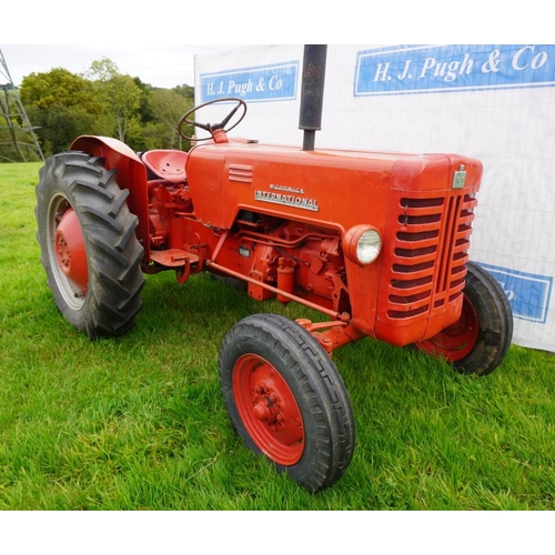 502 - International B250 tractor. SN 2259  Reg. 728 UXO  V5