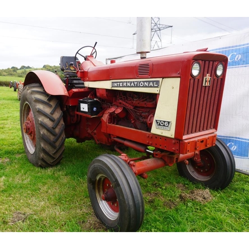 513 - International 706 tractor. 2793hrs