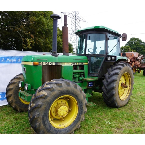 550 - John Deere 4230S tractor. 4WD. 2451hrs. Runs & drives. Reg. B762 UJO  V5