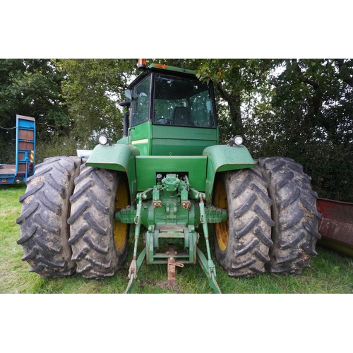 551 - John Deere 8430 articulated tractor. 6672hrs. Reverse gear needs attention