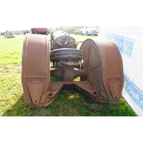 61 - An early Fordson Standard N tractor. Detroit, USA tank, long wings. For restoration.