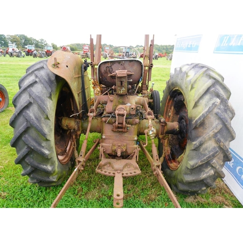 73 - Fordson Super Major tractor with loader. Hedgerow condition