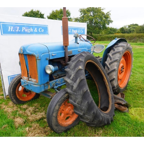 75 - Fordson Major tractor. No hydraulics, with spare tyre. new battery, Supplied by Hawkes and Sons, Tau... 