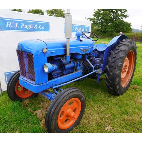 78 - Fordson Major diesel tractor, new rear tyres. Reg. Q51 NDV  V5