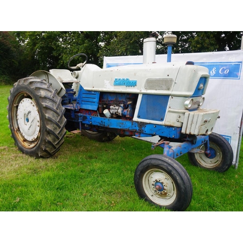 87 - Ford 6000 Commander diesel Select-O-Speed tractor. Front weight. 2830hrs. Reg 163 UXO  V5