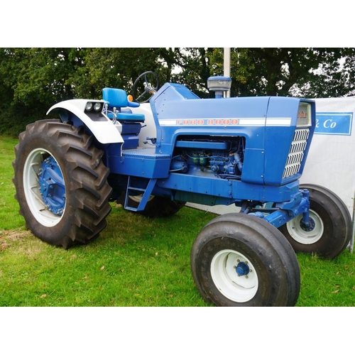 88 - Ford 8000 tractor, restored. Good tractor for road runs, Reg. EHN 170H  V5