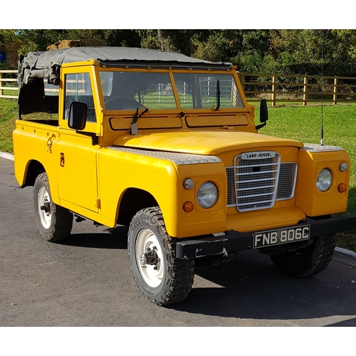 465 - Land Rover Series 2A with truck cab and canvas. 2286cc diesel. Runs and drives, believed ex Malta. R... 
