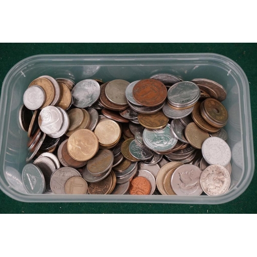 306 - Tub of assorted coins