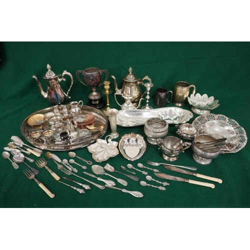 314 - Large quantity of assorted plate items and some silver